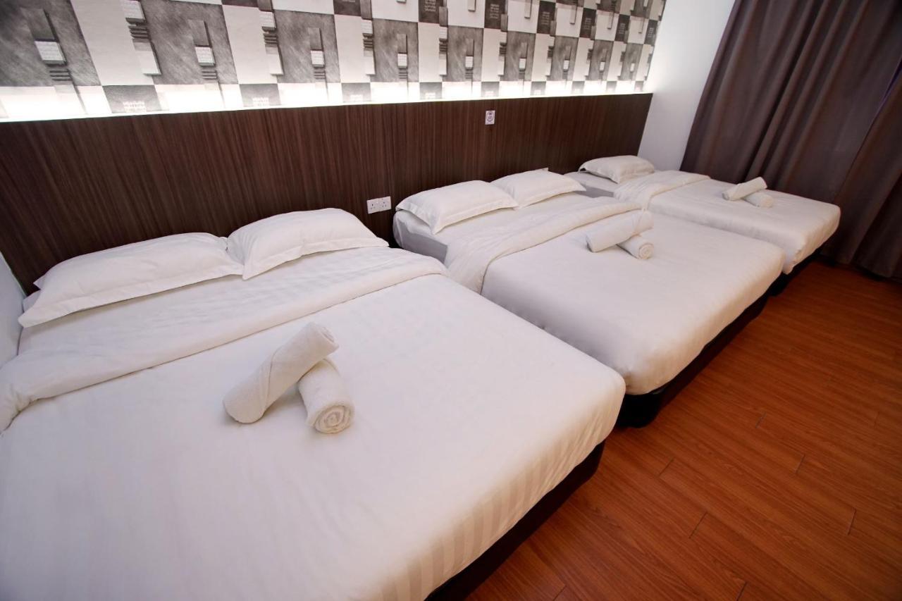 Hotel Pavilion 2*